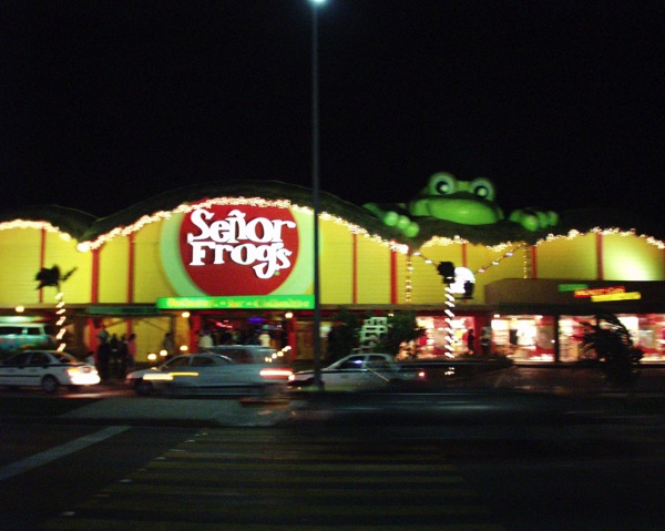 19-senor-frogs